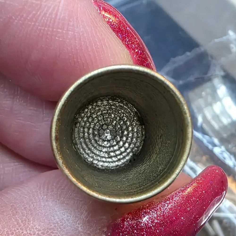 Vintage Brass Sewing Thimble Textured Dome Collector Thimble 465